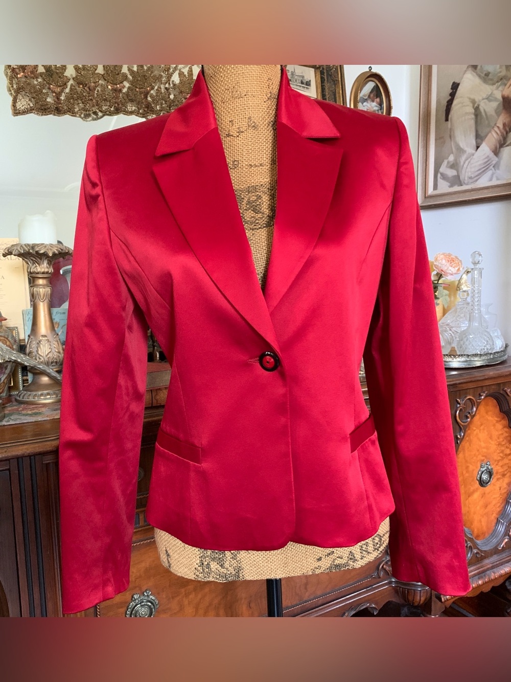 Vintage Red Satin Victorian-inspo English-Style Valentine’s Christmas Blazer